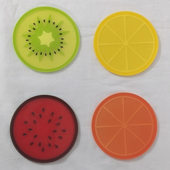 NEW 4 PC Fruits Silicone Coaster Set - Picture 5 of 5